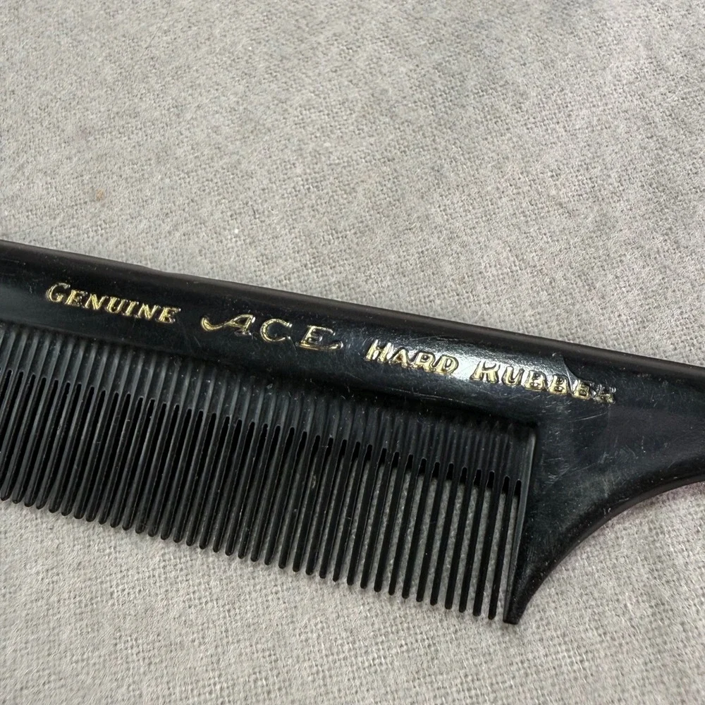 VTG Hair Comb Lot of 4 Genuine Ace Hard Rubber Comare 501 Celcon, Goody Wilhold